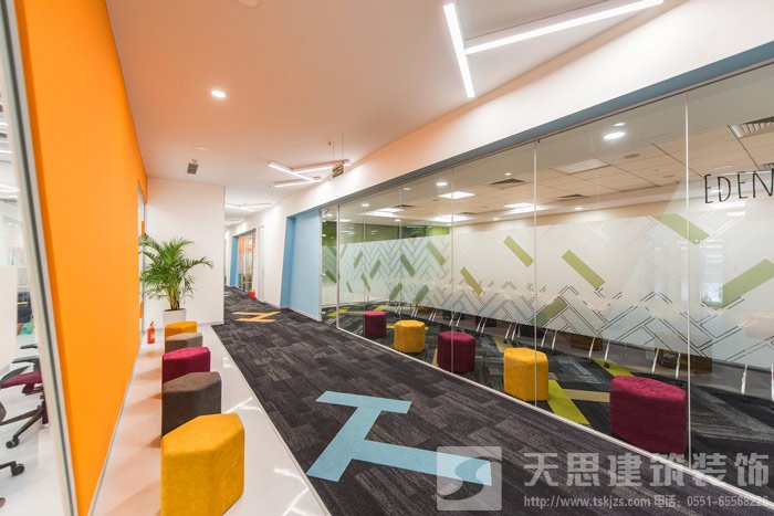 游戲公司辦公室過(guò)道設(shè)計(jì)方案