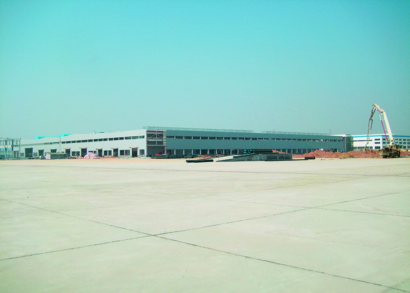 湖南長沙華泰二期麓谷履帶吊園區(qū).jpg